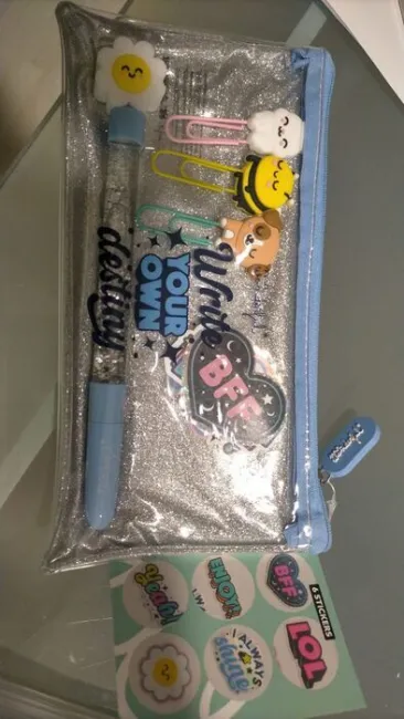 Estuche + Boli + Clips + Pegatinas Glitter - Write Your Own Destiny