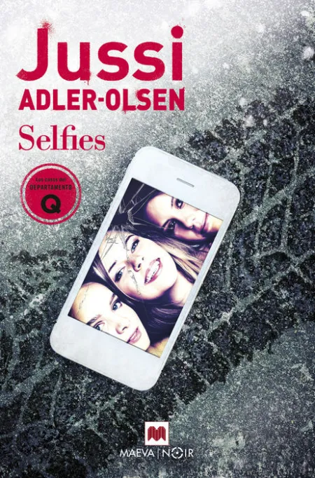 Selfie Jussi Adler Olsen