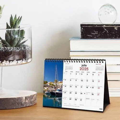 Calendario 2025 Sobremesa Pueblos con Encanto