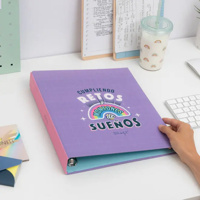 Carpeta Archivadora Cumpliendo Retos y Montones Sueños
