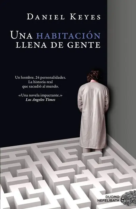 Una Habitación Llena de Gente
